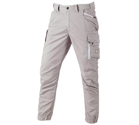 https://cdn.strauss.com/at/assets/sdexporter/images/DetailPageShopify/product/2.Release.3162350/Cargohose_e_s_motion_ten_Sommer-218570-0-637755975920956685.png