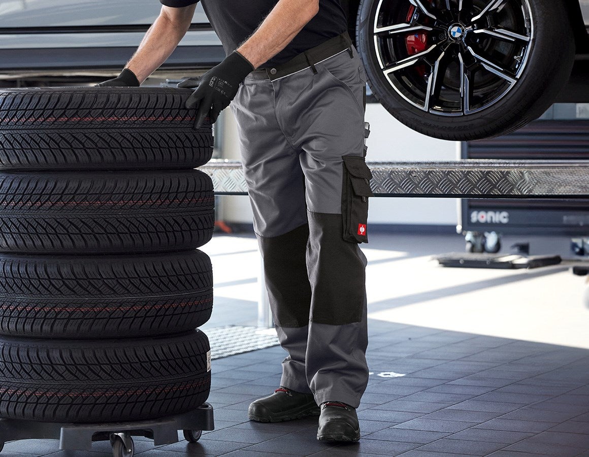 Additional image 3 Trousers e.s.image grey/black