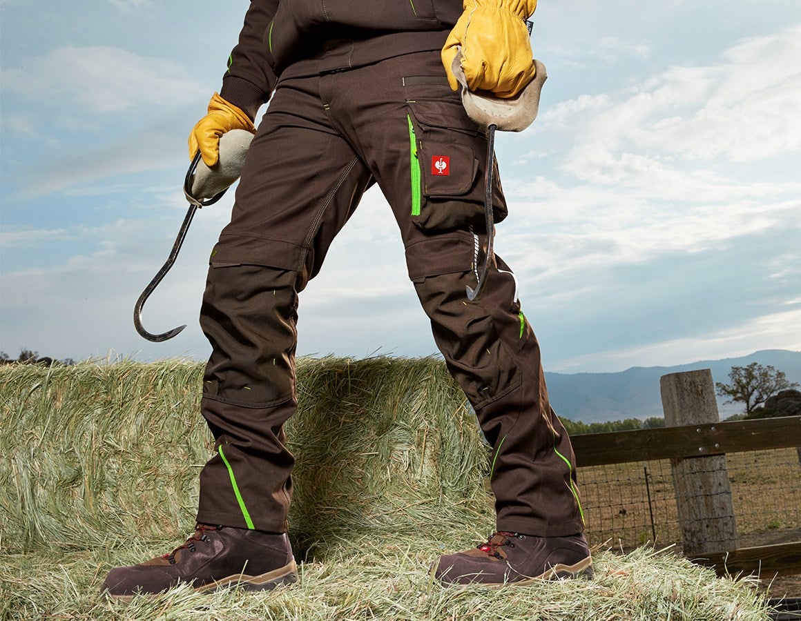 Main action image Winter trousers e.s.motion 2020, men´s chestnut/seagreen