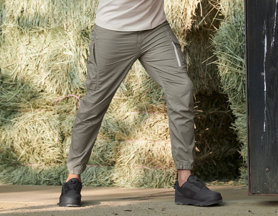 Main action image Cargo trousers e.s.motion ten summer moorgreen