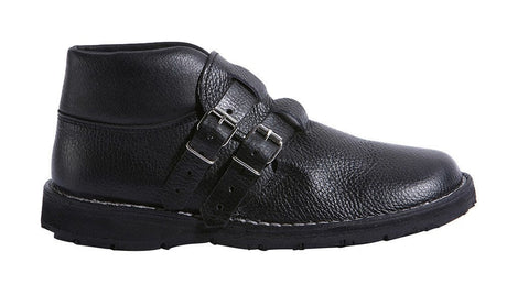 https://cdn.strauss.com/at/assets/sdexporter/images/DetailPageShopify/product/2.Release.1000040/Dachdeckerschuhe_Super-119089-0-636373374808735845.jpg