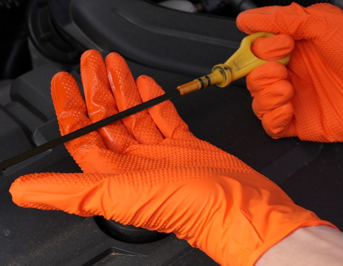 Additional image 1 Disposable nitrile gloves Diamond, powder-free orange