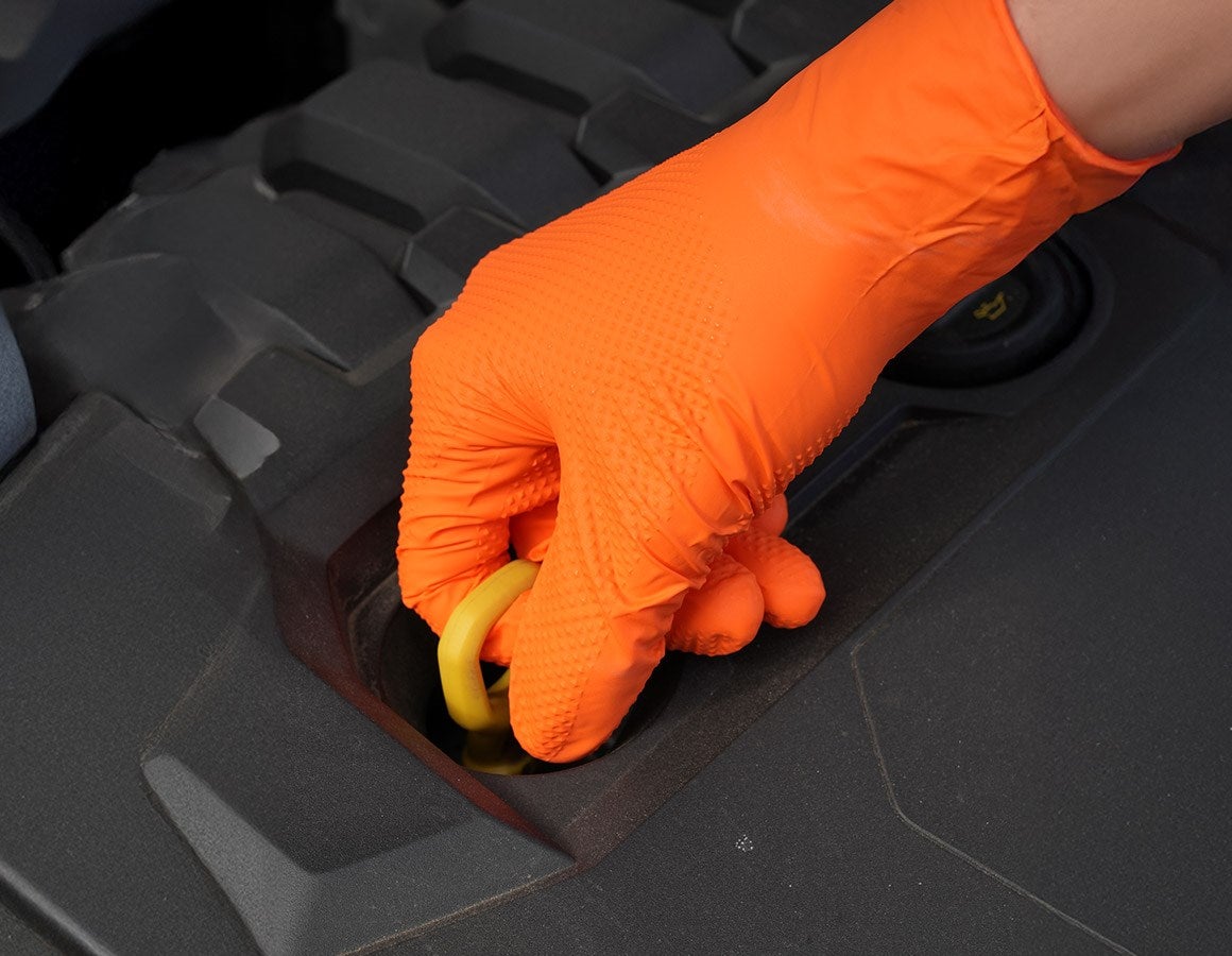 Additional image 2 Disposable nitrile gloves Diamond, powder-free orange