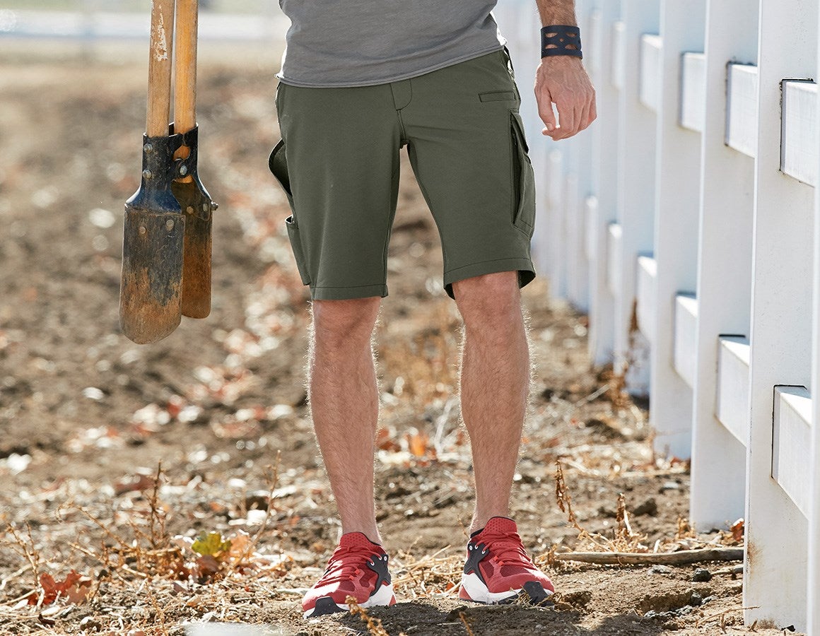 Additional image 1 Functional short e.s.dynashield solid thyme