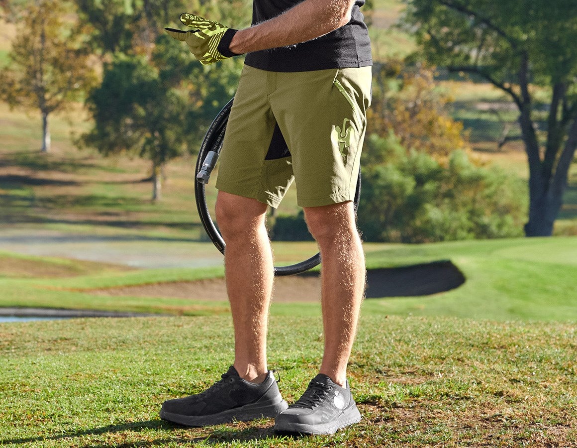 Main action image Functional short e.s.trail junipergreen/limegreen