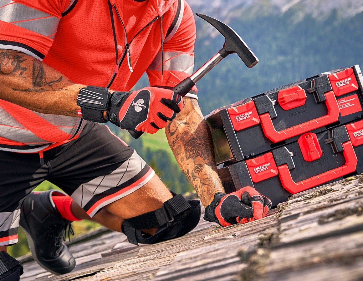 Additional image 1 Gloves e.s.ambition black/high-vis red