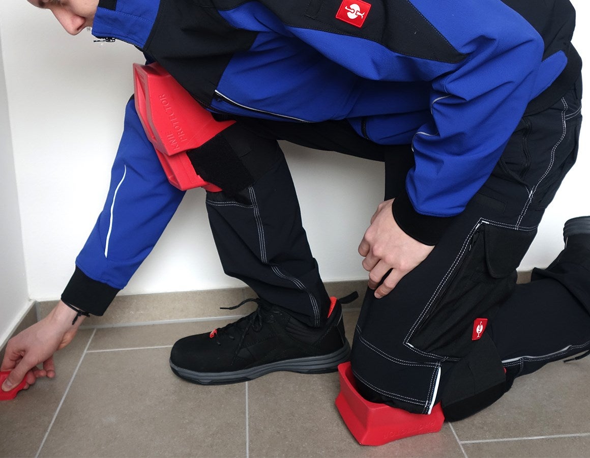 Additional image 3 Knee Protectors 