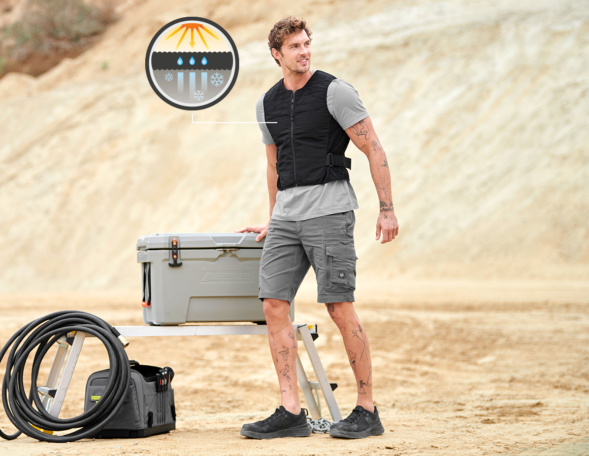 Additional image 3 Cooling vest black