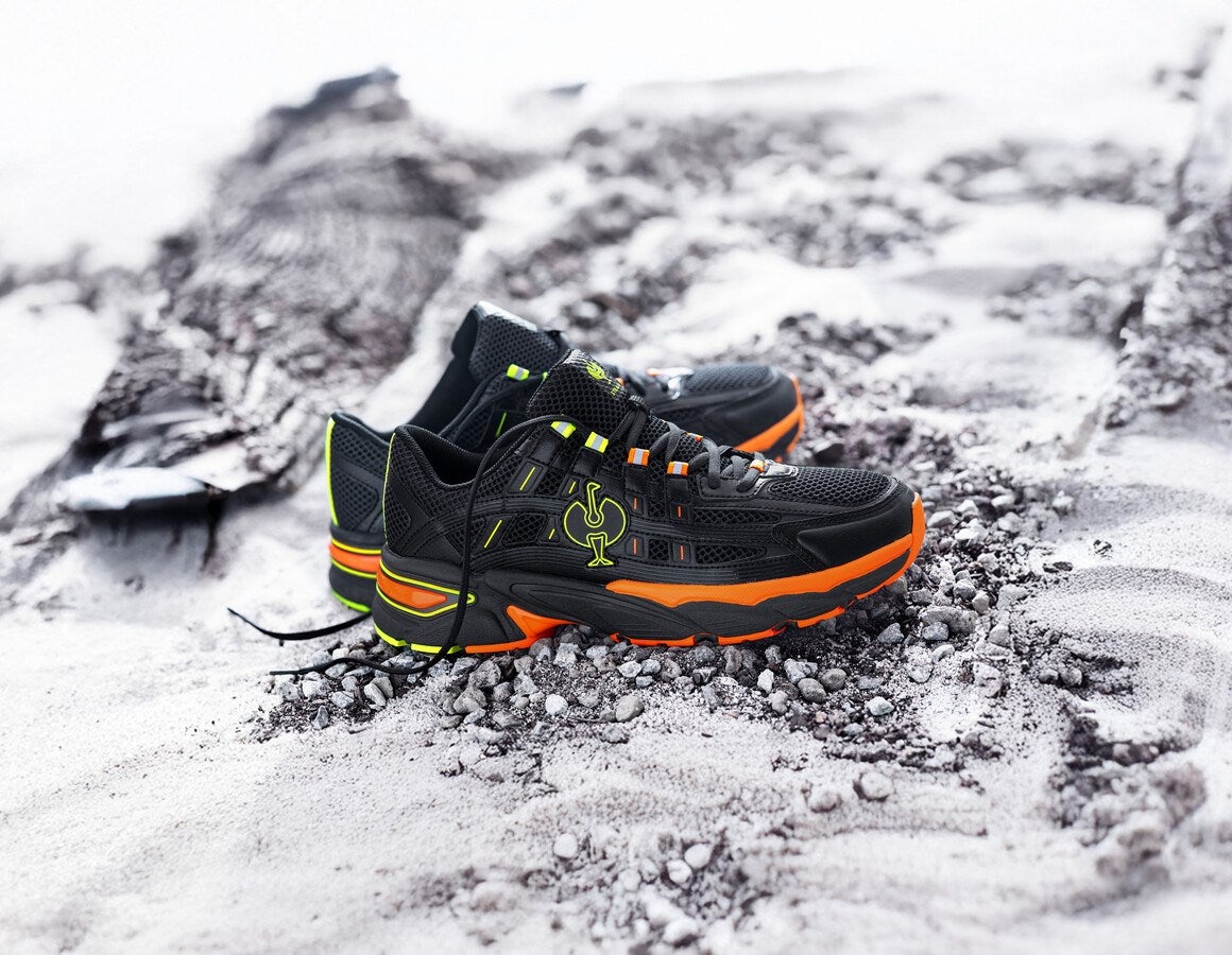 Main action image O1 Work shoes e.s. Lewistown low black/high-vis orange/high-vis yellow