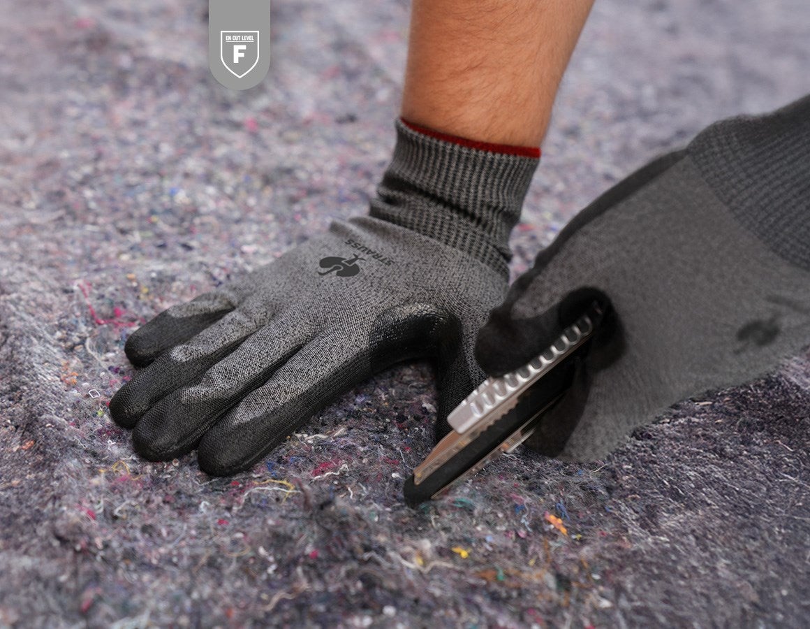 Main action image PU cut protection gloves, Cut F S/7