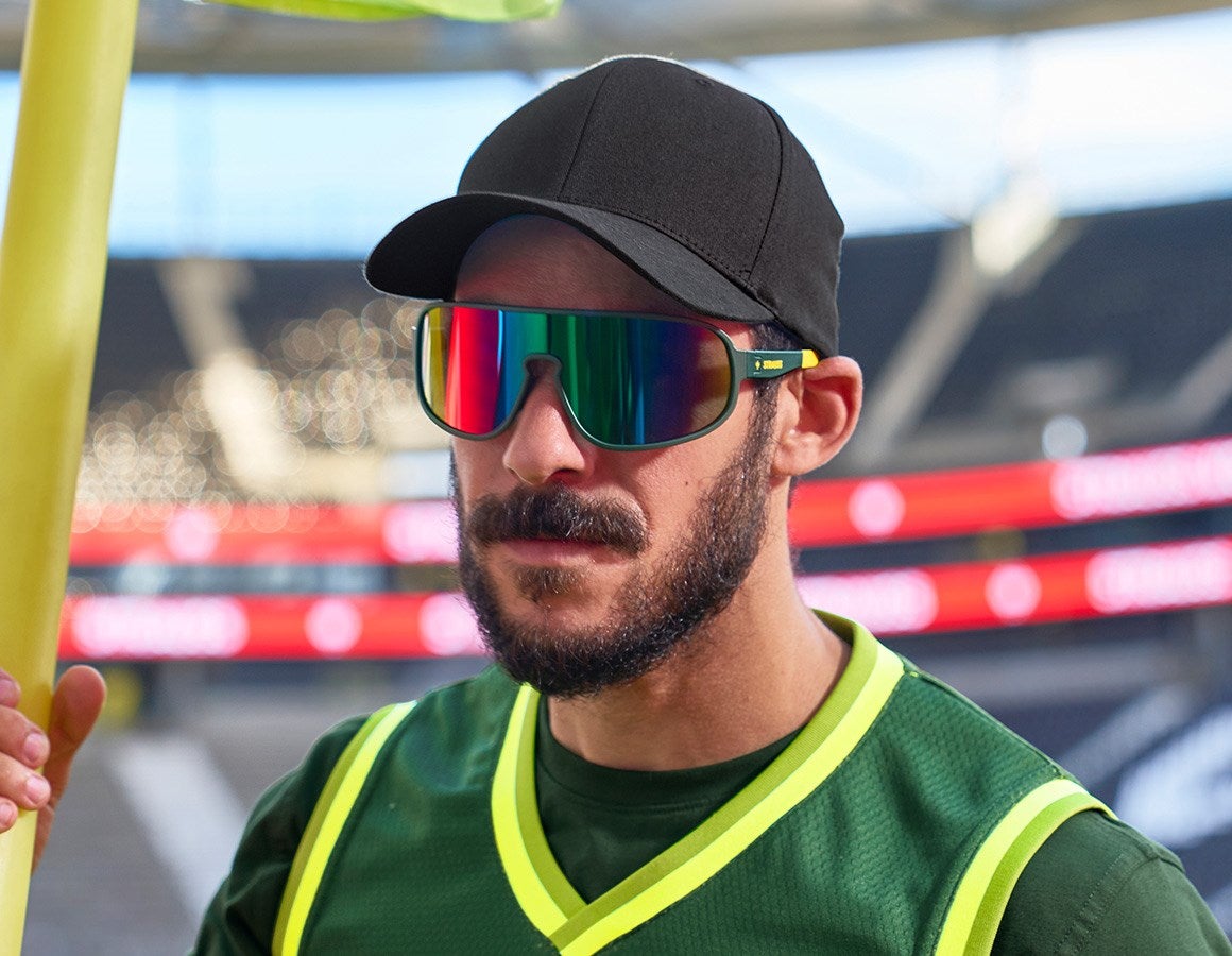 Main action image Race sunglasses e.s.ambition green