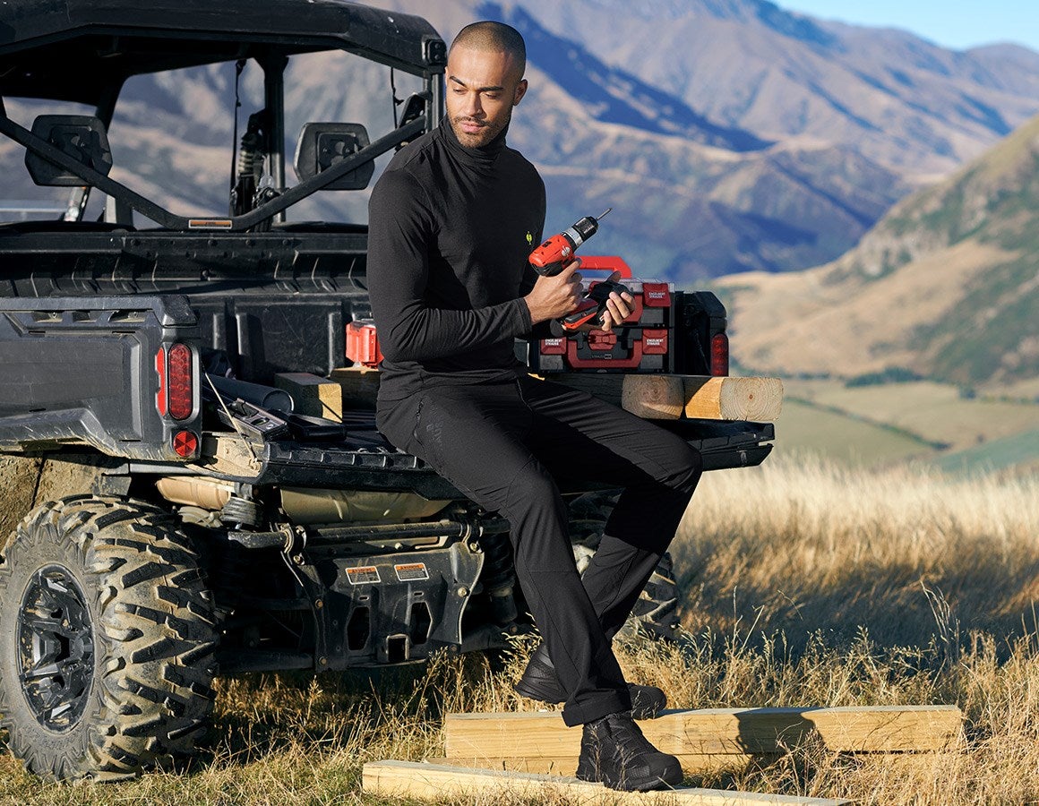 Additional image 1 Turtle neck shirt Merino e.s.trail black/acid yellow