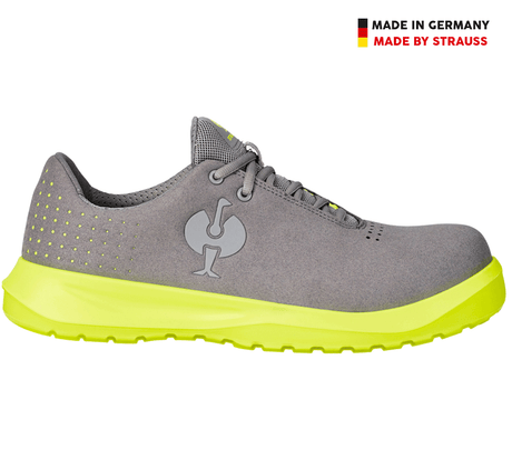 https://cdn.strauss.com/at/assets/sdexporter/images/DetailPageShopify/product/2.Release.1101370/S1P_Sicherheitshalbschuhe_e_s_Banco_low-312523-0-638846215359311812.png