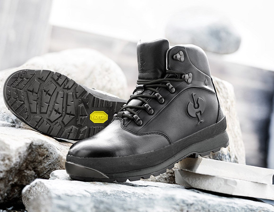 Main action image S3 Safety boots e.s. Tartaros II mid black