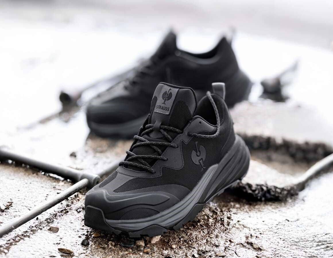 Main action image S6 Safety boots e.s. Harlem low black