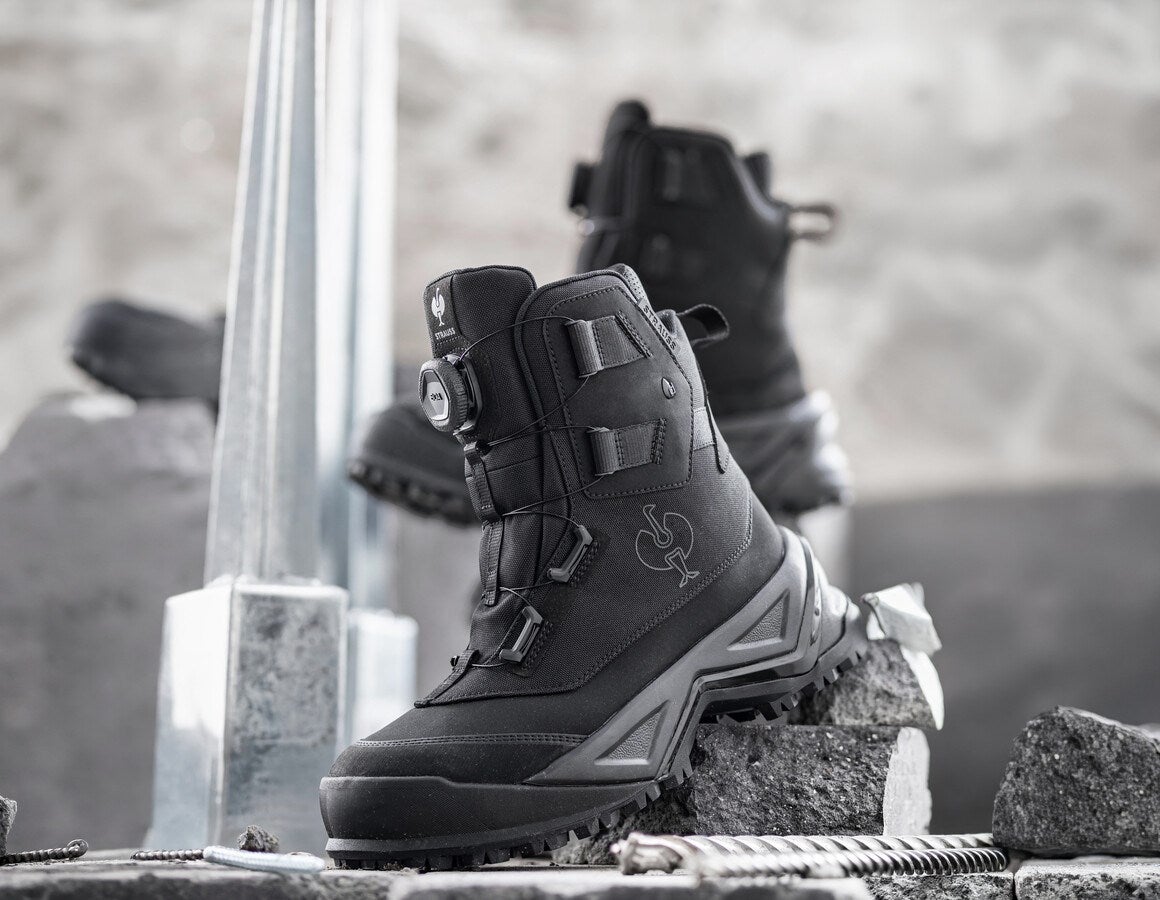Main action image S7S Safety boots Strauss.7002 high black