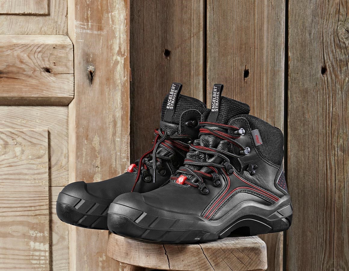 Main action image S7 Safety shoes e.s. Avior mid black/red