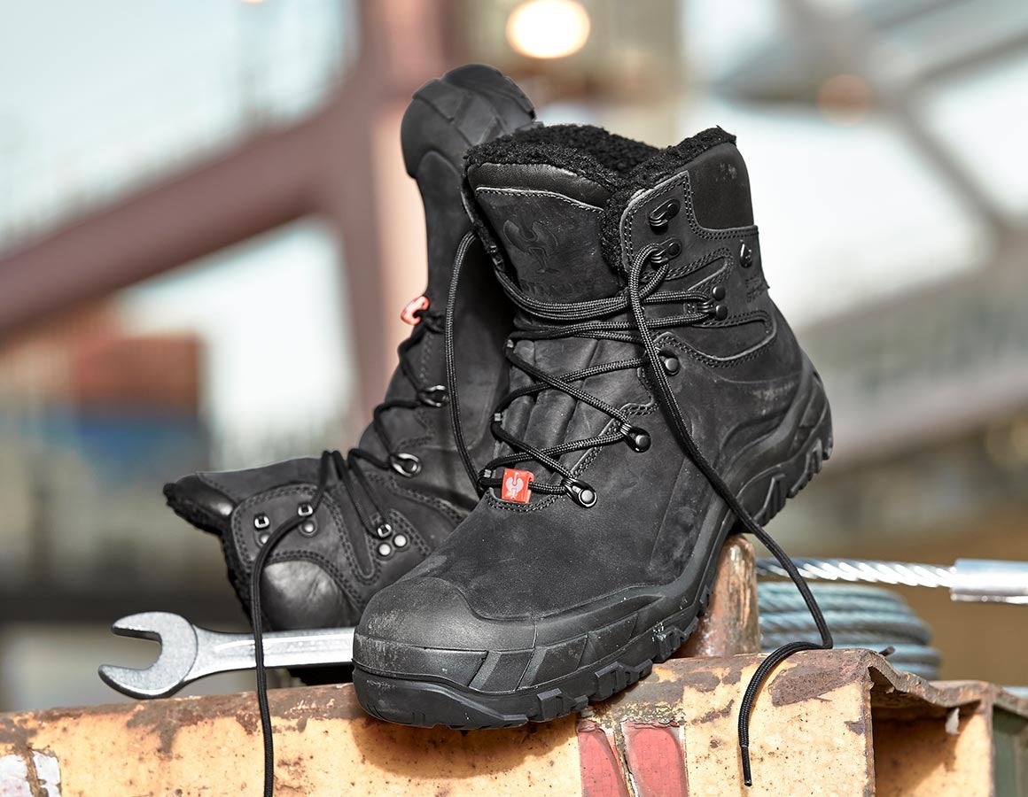 Main action image S7 Safety boots e.s. Okomu mid black