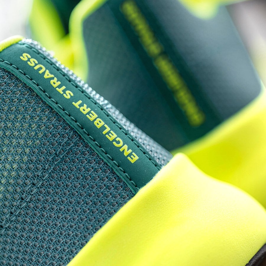Detailed image SB Safety shoes e.s. Taupo low emeraldgreen/high-vis yellow