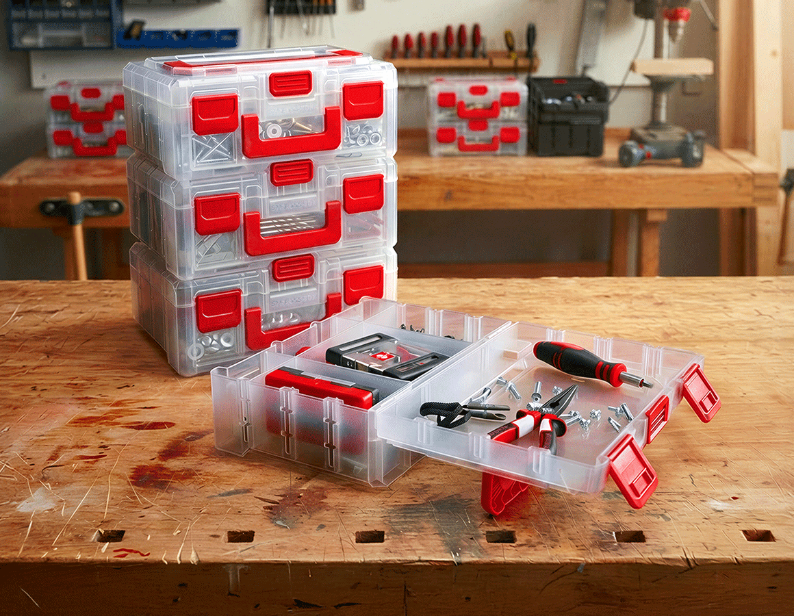 Main action image STRAUSSbox 125 small incl. separating bridges transparent
