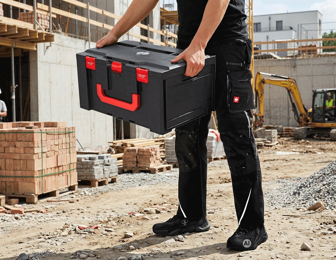 Main action image STRAUSSbox 300 x-large undefined