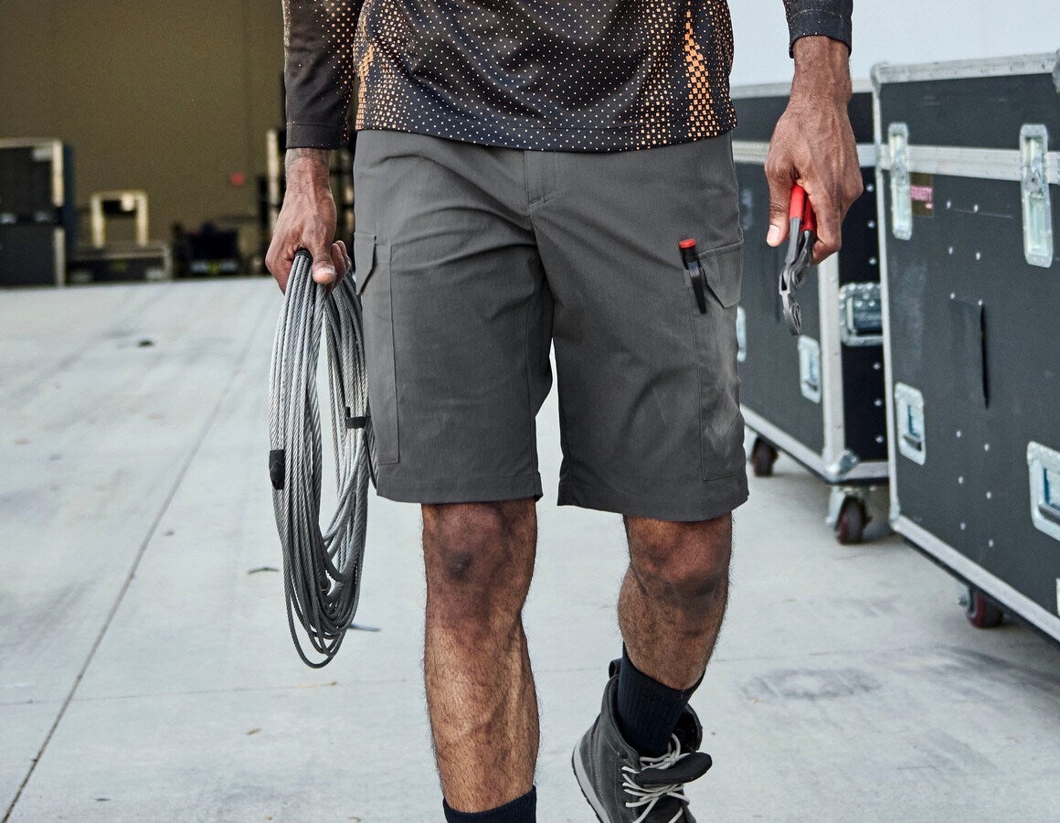Main action image Shorts e.s.t:aktik light ripstop carbongrey