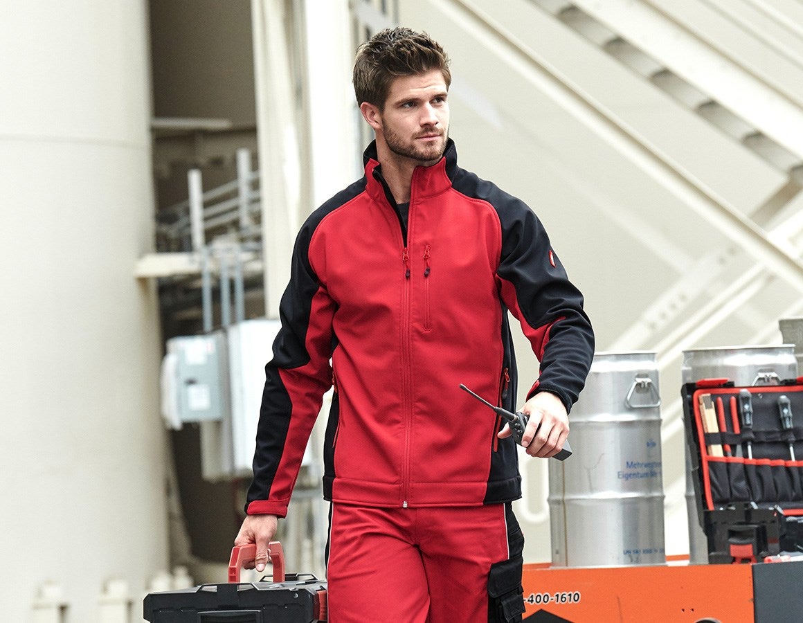 Main action image Softshell Jacket dryplexx® softlight red/black