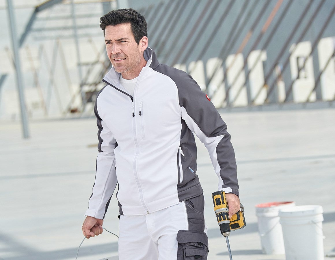 Main action image Softshell Jacket dryplexx® softlight white/grey