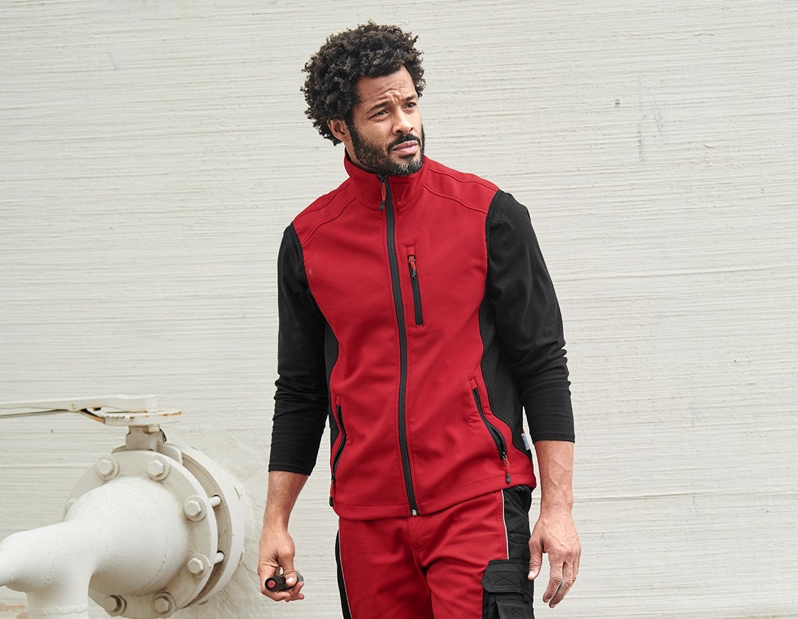 Main action image Softshell bodywarmer dryplexx® softlight red/black