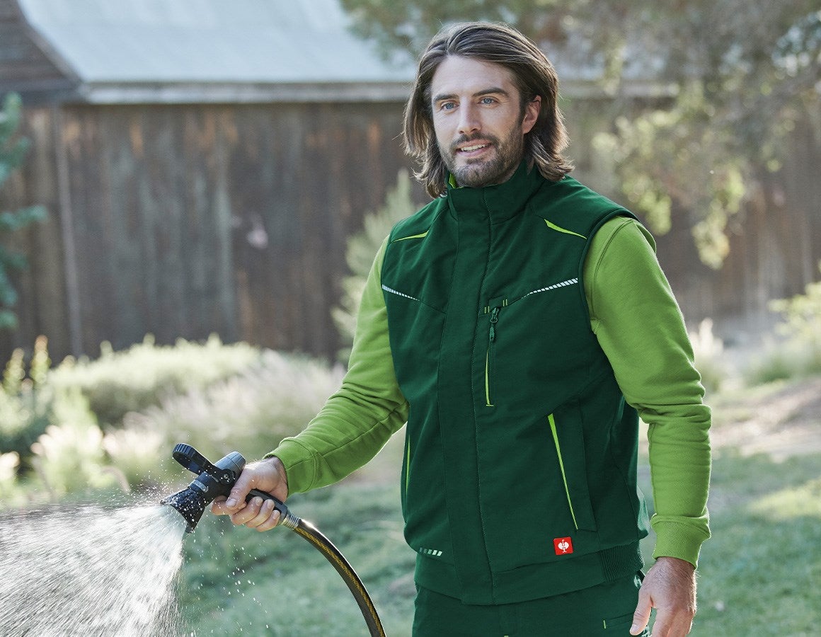 Main action image Winter softshell bodywarmer e.s.motion 2020 green/seagreen