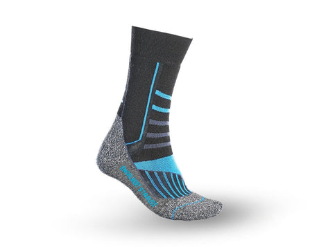 https://cdn.strauss.com/at/assets/sdexporter/images/DetailPageShopify/product/2.Release.1500240/e_s_Allround_Socken_Function_warm_high-37394-1-637943372765750129.jpg