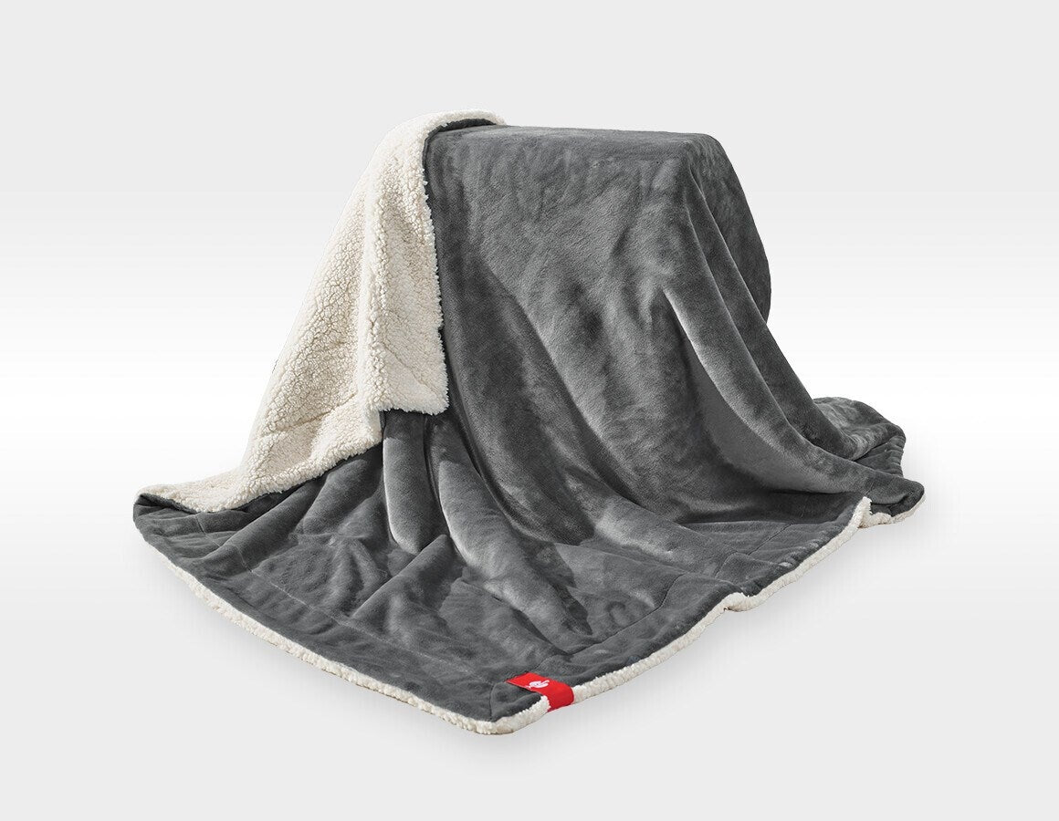 Additional image 1 e.s. Faux fur blanket nordicgrey
