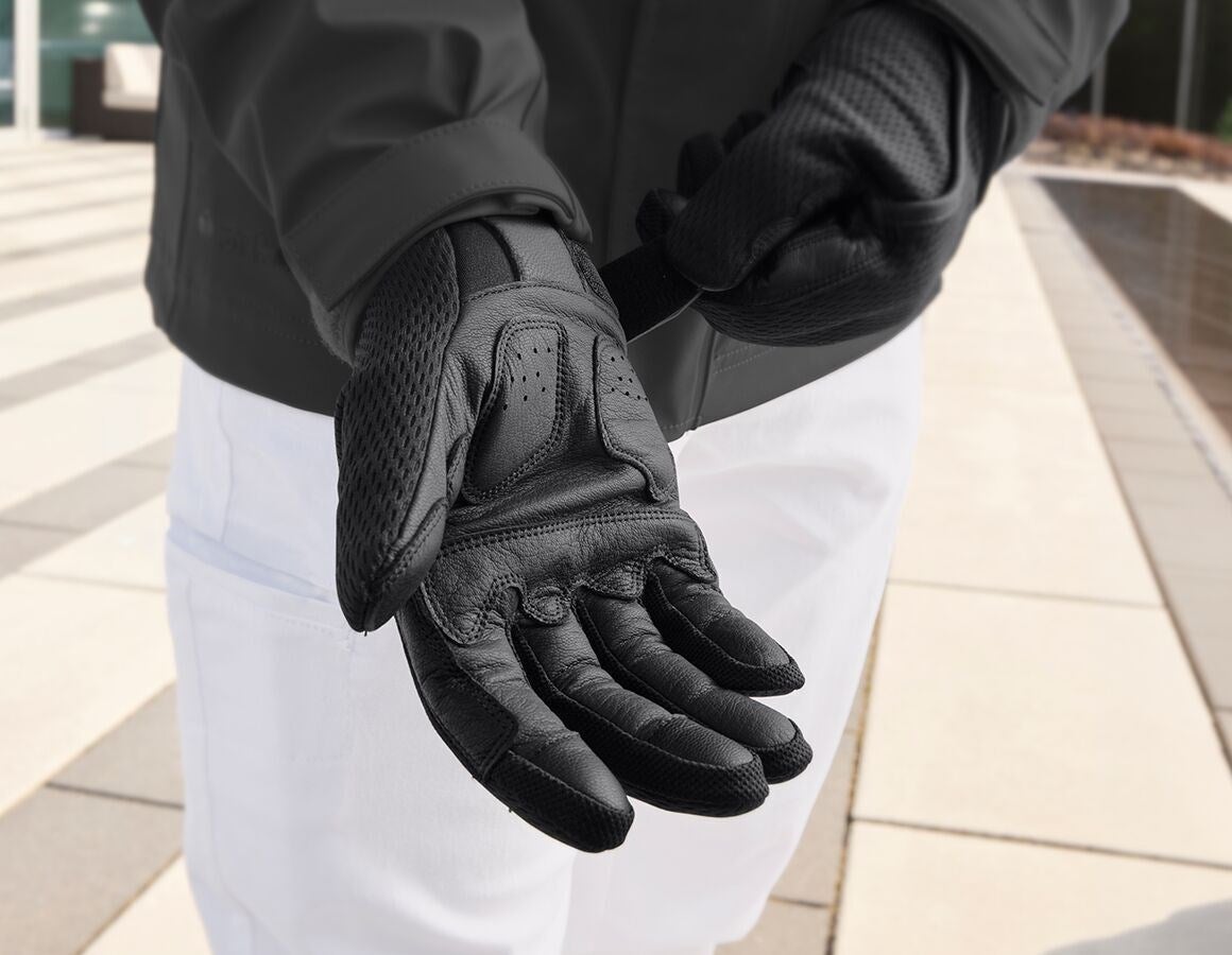 Additional image 1 e.s. Heated gloves black