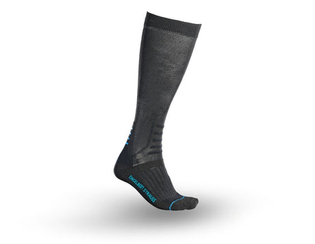 https://cdn.strauss.com/at/assets/sdexporter/images/DetailPageShopify/product/2.Release.1500200/e_s_Kompressionssocken_Function_cool_x-high-37385-1-637943374860295760.jpg