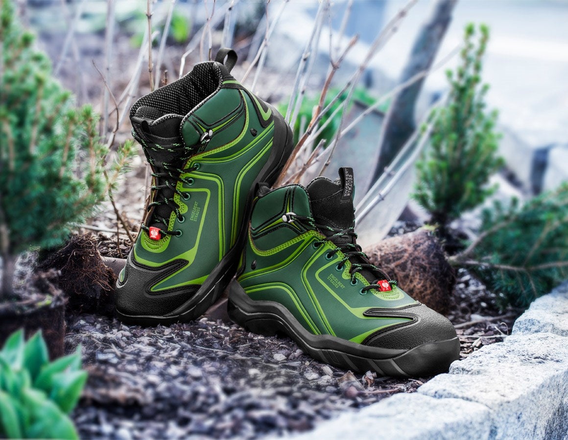 Main action image e.s. S3 Safety shoes Kajam green/seagreen