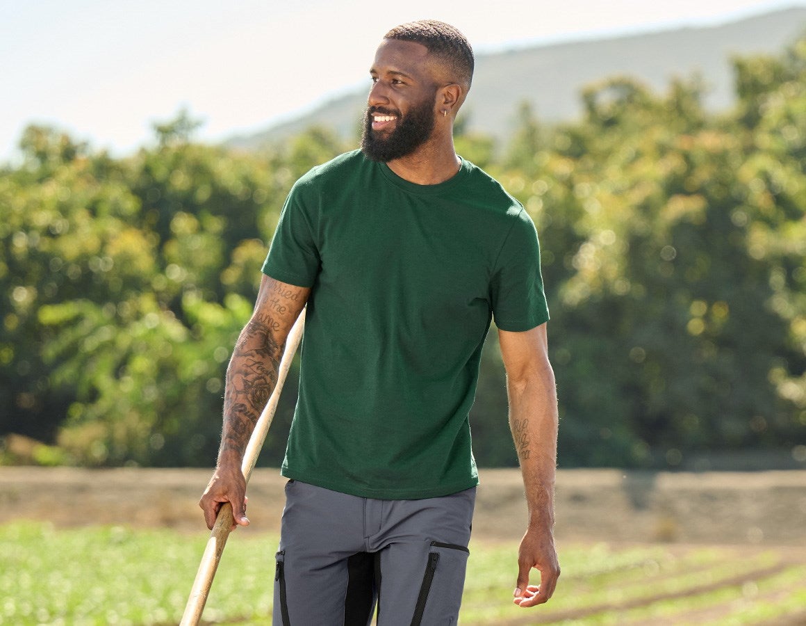 Main action image e.s. T-shirt cotton light green