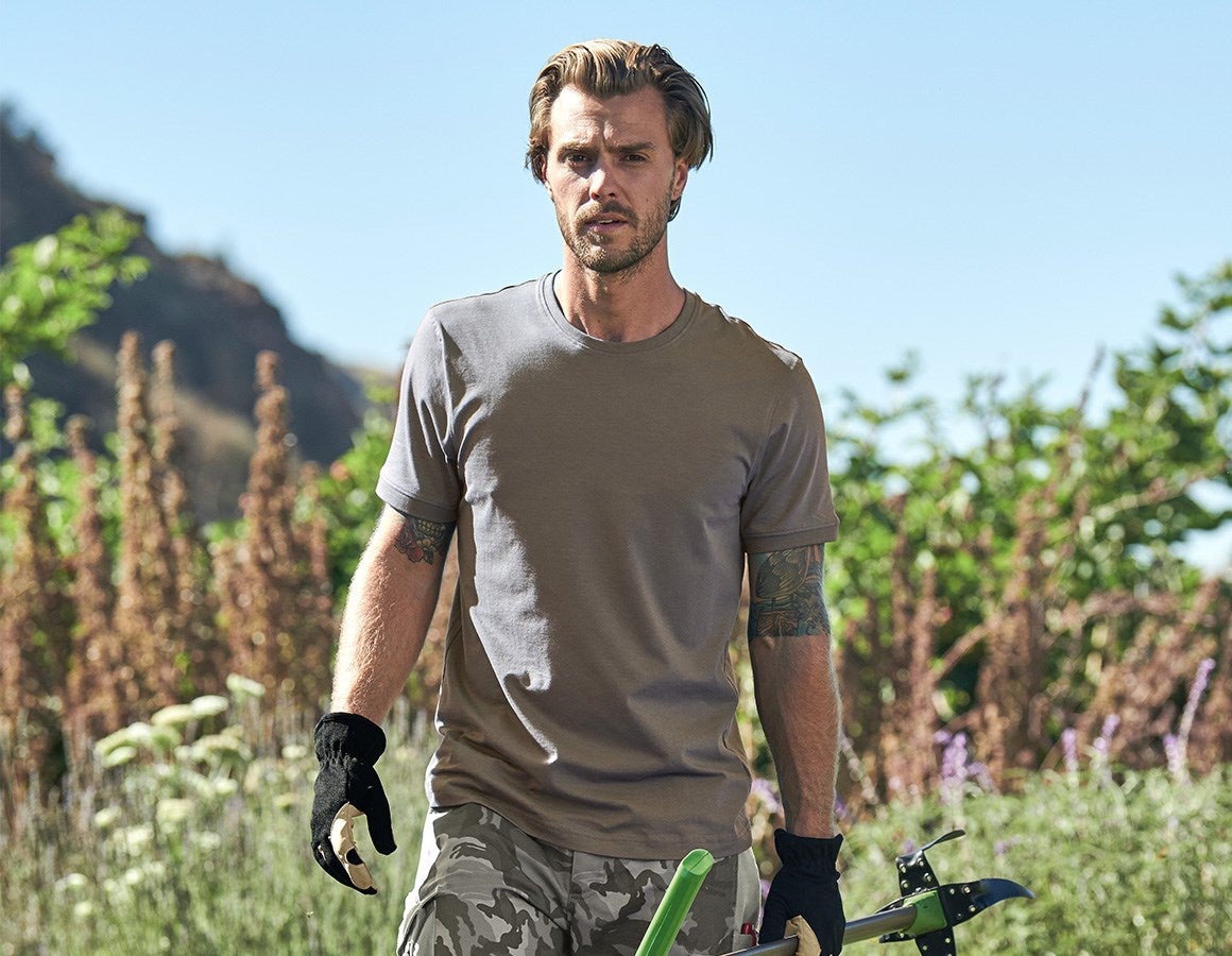 Main action image e.s. T-shirt cotton stretch stone