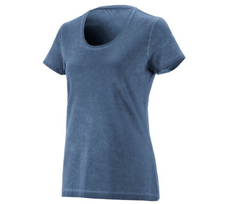 https://cdn.strauss.com/at/assets/sdexporter/images/DetailPageShopify/product/2.Release.3103350/e_s_T-Shirt_vintage_cotton_stretch_Damen-151644-1-637556254412154540.png