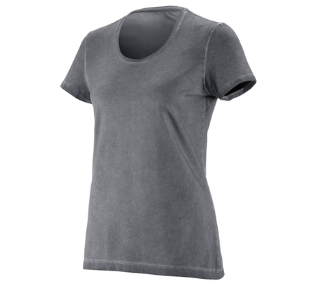 https://cdn.strauss.com/at/assets/sdexporter/images/DetailPageShopify/product/2.Release.3103350/e_s_T-Shirt_vintage_cotton_stretch_Damen-151645-1-637556254412364639.png
