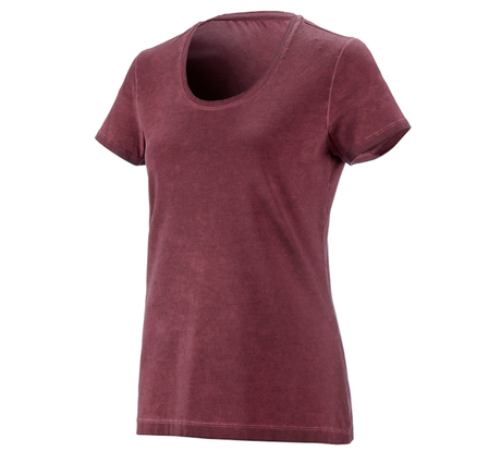 https://cdn.strauss.com/at/assets/sdexporter/images/DetailPageShopify/product/2.Release.3103350/e_s_T-Shirt_vintage_cotton_stretch_Damen-151646-1-637556255123998028.png