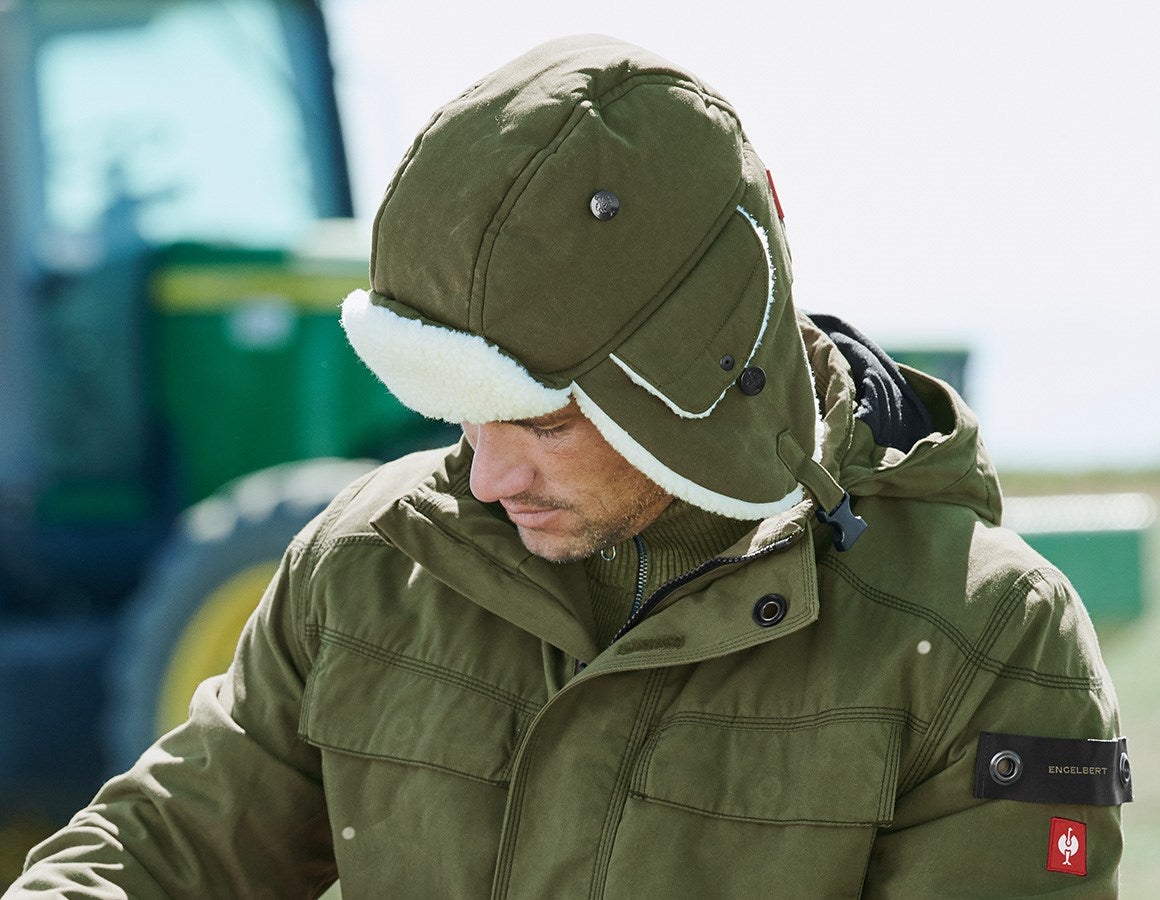 Main action image e.s. Winter hat cotton touch thyme